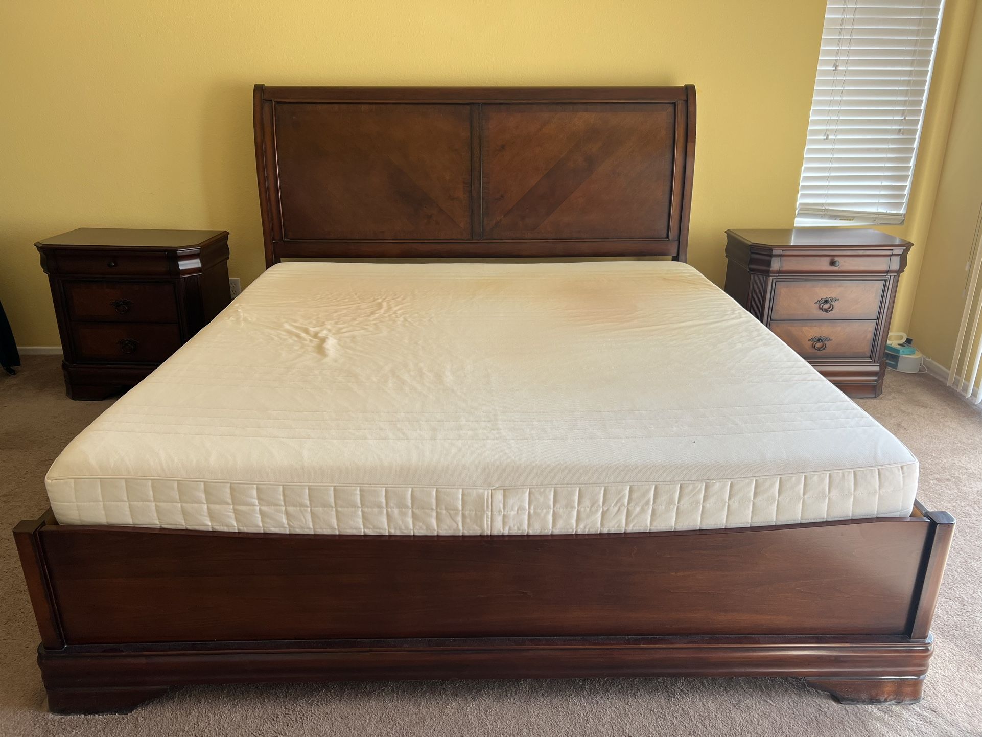 King size Bedroom Set