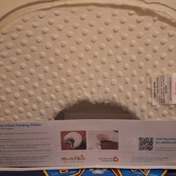 Feeding Pillow 