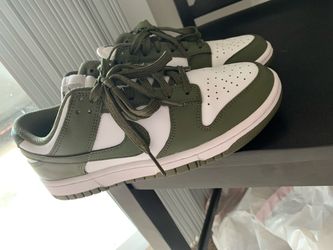 Nike dunks size 7w