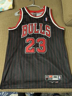 Nike Michael Jordan Authentic Chicago Bulls Pinstripe Jersey Size 48