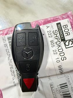 Mercedes key