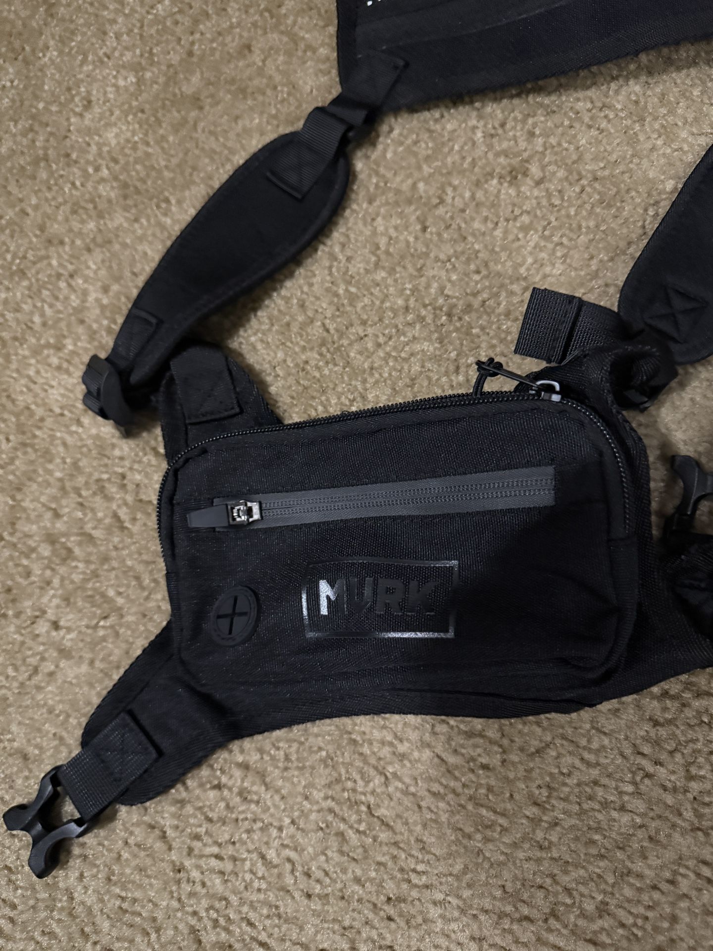 Chest Strap for Storage (Fitness)