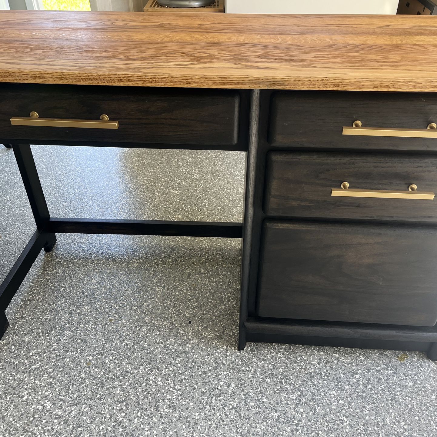 Beautiful Restored Solid Oak Vintage Desk! $225 