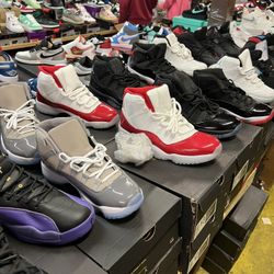 jordans 4s and more 