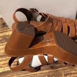 Women’s Shoes Size 8.5 NEW Condition From kohls.