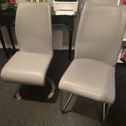 Chairs 20 Dollars Each 