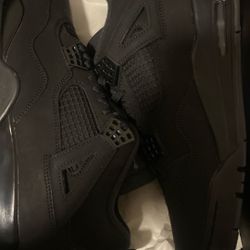 Jordan 4 Black Cat