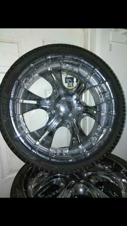 20" pinnacle Wheels
