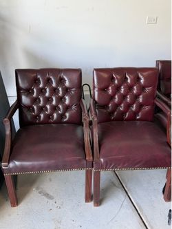 3 bankers chairs.