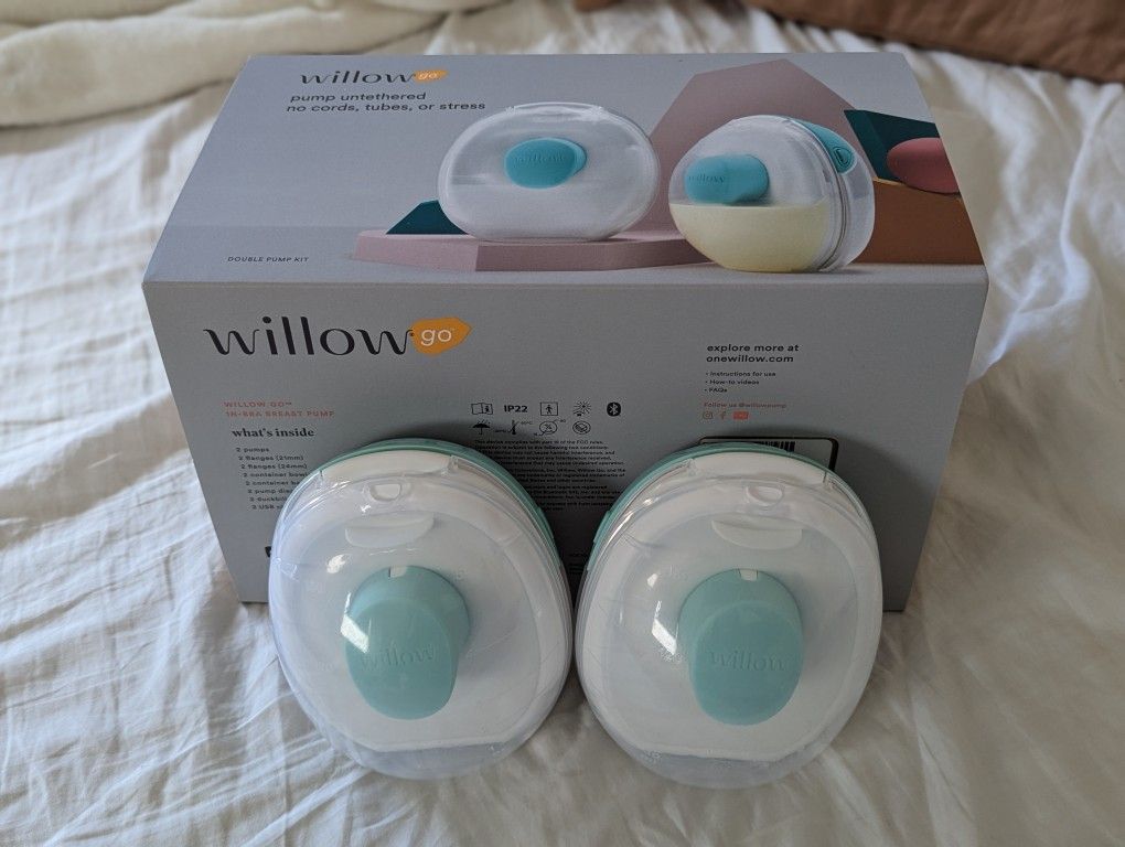 Willow Go Wearable Breast Pump - Gently Used - Complete with Everything and Box