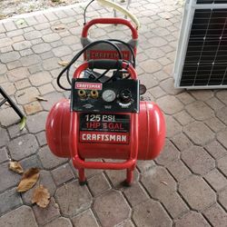 125 Psi 1 HP 5 Gallons Craftsman air Compressor for Sale in Oakland Park FL OfferUp