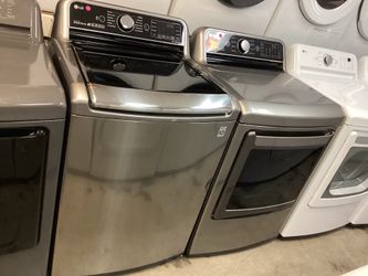 Lg washer 5.5 cu ft and dryer gas