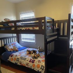 Bunk Bed w/ Drawers