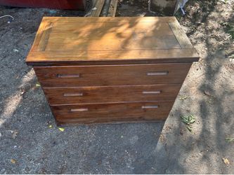 Night stand / dresser