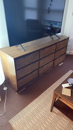 9-drawer large wooden dresser