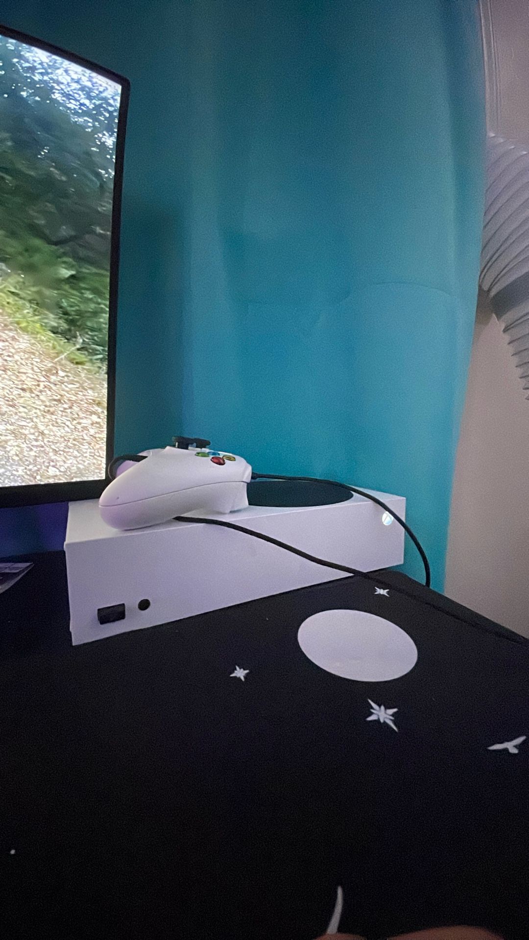 Xbox Series S With Controller