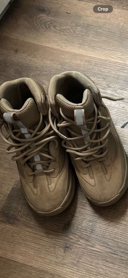 Yeezy boots 9.5
