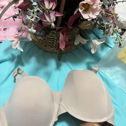Bra, NEW Shaping Without Wire- USA 🇺🇸 SIZE  42 C NEW/ 95D China