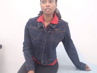 VINTAGE WOMENS FUBU JEAN JACKET