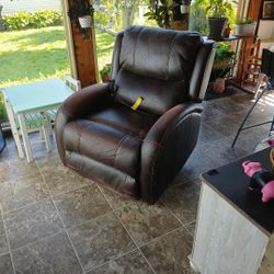 Recliner 