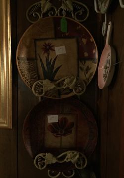 Decorative plates