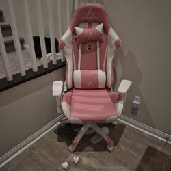 Game min Chair 