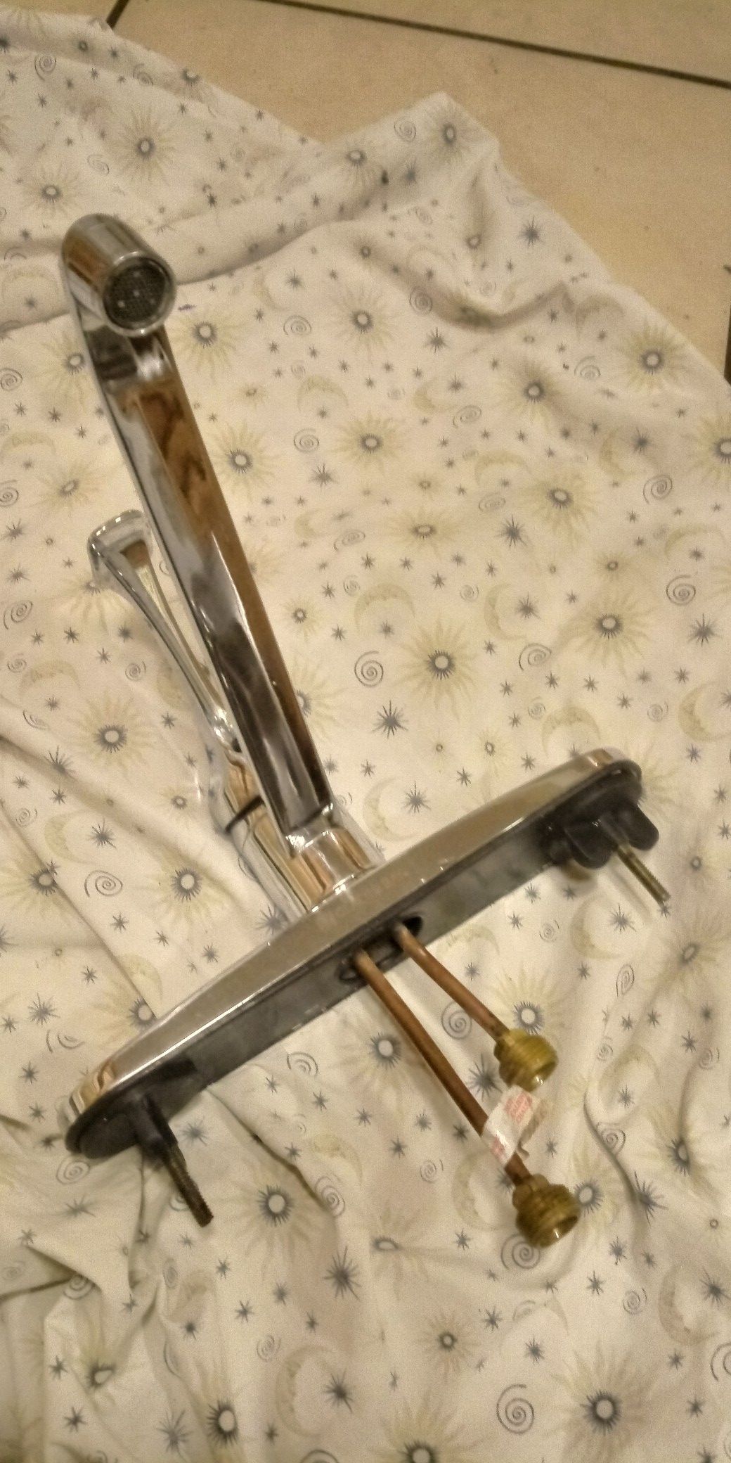 Kitchen faucet