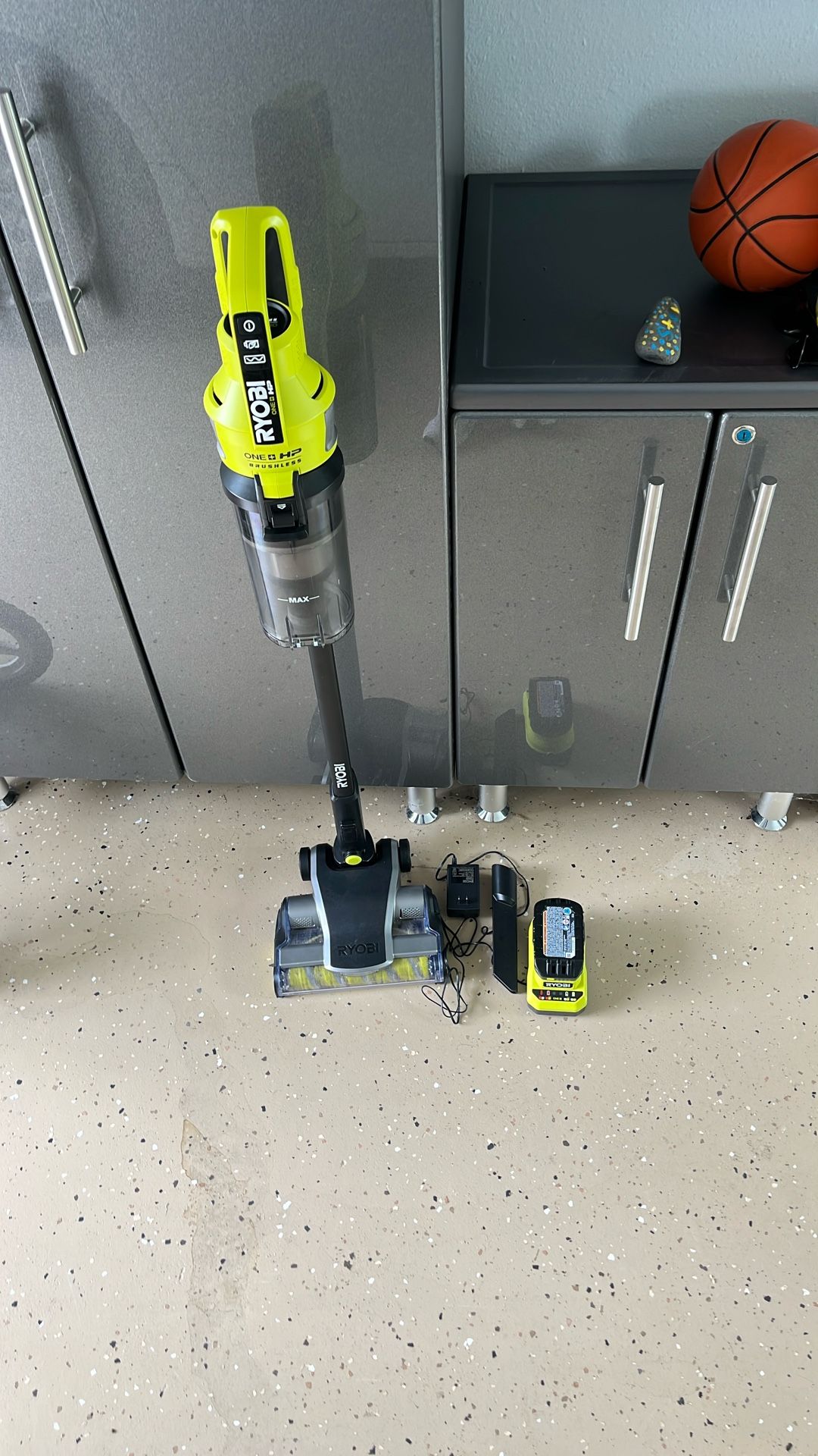 Ryobi One Cordless Vacuum With Battery