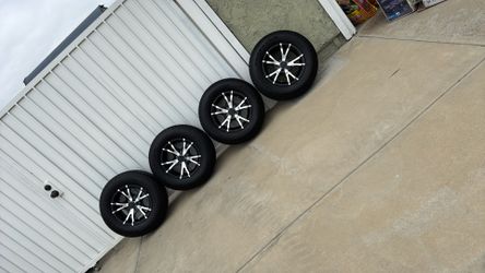 RV Trailor Rims &Tires
