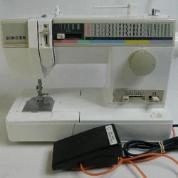 Singer Sewing Machine