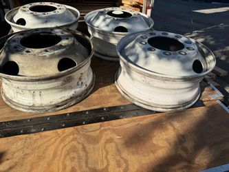 Semi truck rims