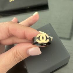 Fashion C Letter Beauty Sample 