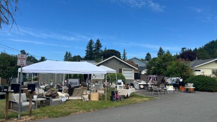 Huge Yard Sale in Old Town Issaquah