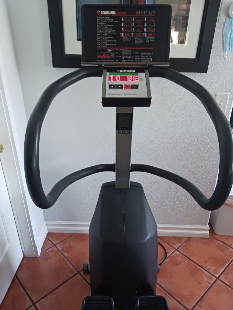Bodyguard Quantum Stair Stepper 200 for Sale in Anaheim, CA OfferUp