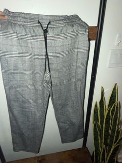 Plaid New Day Pants size M