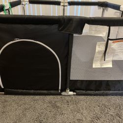 Black PlayPen 50x50 ( No Matt included)
