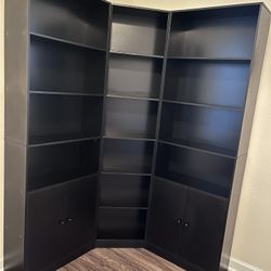 Three-sided Bookshelf