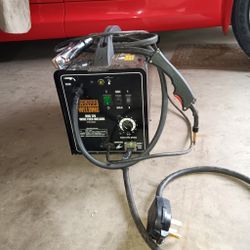 170 Amp Mig Welder With Manual 