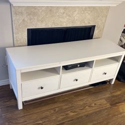 Tv Stand And Center Table
