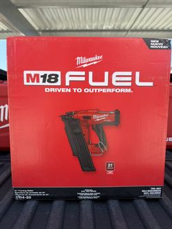 Milwaukee M18 FUEL 21° Framing Nailer (2744-20) Tool Only