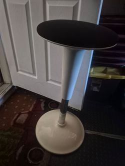 Stool / Banco