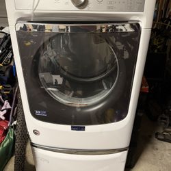 Maytag Gas Dryer with Storage Pedestal 