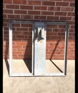 SALE! Satellite dish stand $25