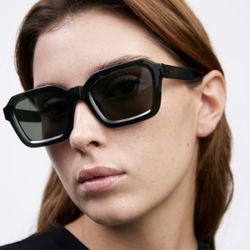 Brand New MELLER Sunglasses; includes Suede Travel Case & Cleaning Cloth (still sealed in box !)