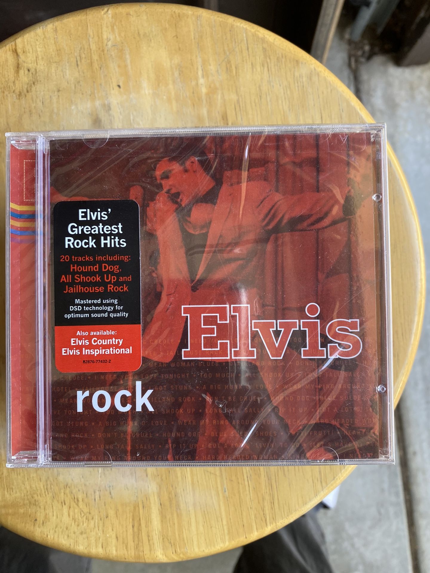 VINTAGE ELVIS PRESLEY COLLECTIONS 