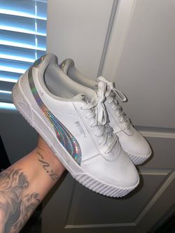 Women’s pumas size 10