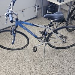 Trek 7100 Multitrack 18" Frame