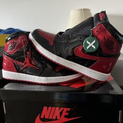 Air Jordan 1 Retro High OG Patent 