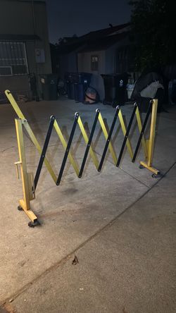ULINE Portable Folding Safety Barrier