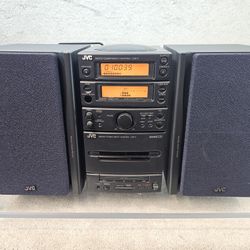 JVC UX-1 Cassette CD player and Radio Bookshelf micro system
